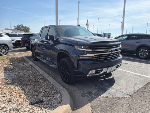 Used 2019 Chevrolet Silverado 1500 High Country AWD/4WD image 1