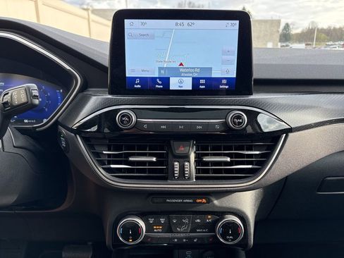 Used 2022 Ford Escape SEL w/ SEL Stealth AWD Package image 5