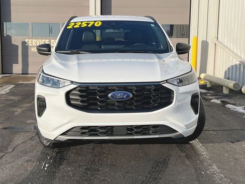 Used 2023 Ford Escape ST-Line w/ Tech Pack #1 image 4