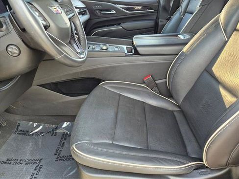 Used 2021 Cadillac Escalade Sport AWD/4WD image 15