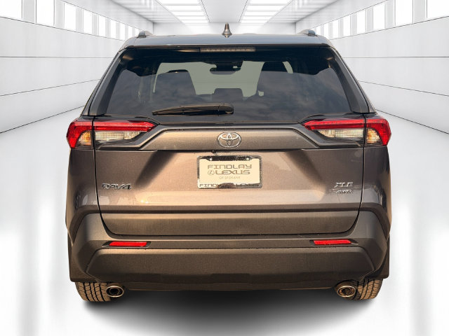 Used 2024 Toyota RAV4 XLE w/ Convenience Package AWD/4WD image 8