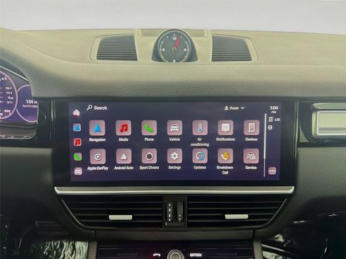Certified 2023 Porsche Cayenne S AWD/4WD image 19