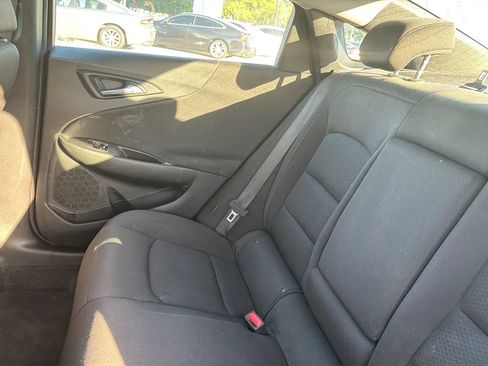 Used 2020 Chevrolet Malibu LT FWD image 37