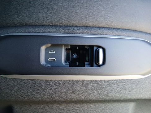 New 2026 BMW X5 sDrive40i RWD image 16