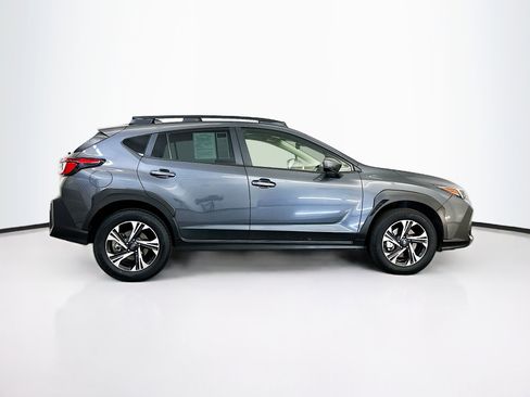 Used 2024 Subaru Crosstrek 2.0i Premium image 10
