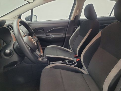 Used 2025 Nissan Versa S w/ Trunk Package FWD image 17
