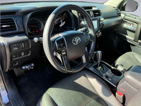 Used 2016 Toyota 4Runner Trail Premium AWD/4WD image 12