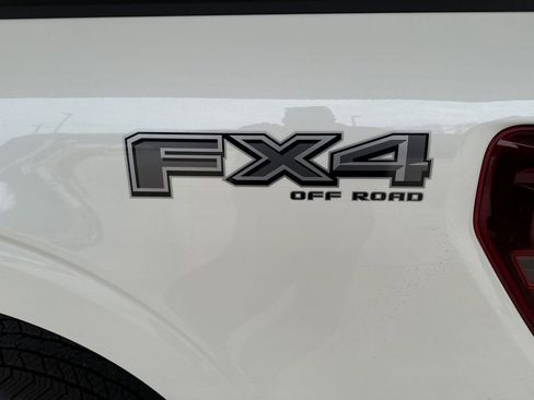 New 2025 Ford F150 Lariat w/ Equipment Group 502A High image 28