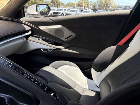 Used 2023 Chevrolet Corvette Stingray Premium Cpe RWD image 23