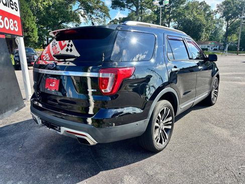 Used 2016 Ford Explorer Platinum AWD/4WD image 3