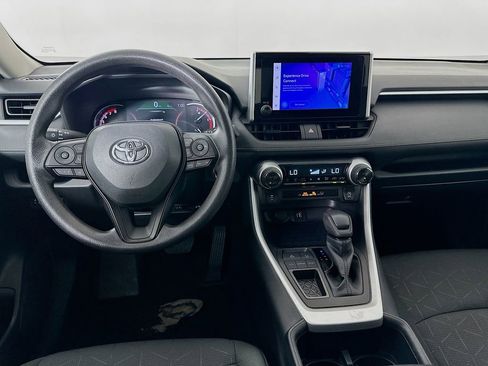 Certified 2025 Toyota RAV4 XLE FWD image 22