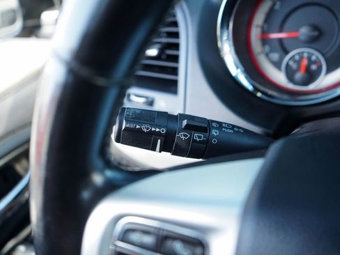 Used 2019 Dodge Grand Caravan GT FWD image 31