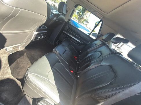 Used 2018 Ford Expedition Platinum AWD/4WD image 29
