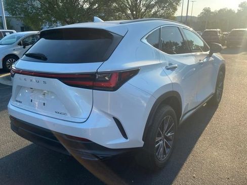 Used 2024 Lexus NX 250 FWD w/ Towing Package (2000 Lbs) image 11