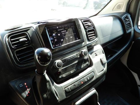 Used 2023 RAM ProMaster 2500 FWD image 10
