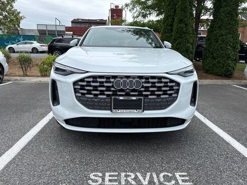 Used 2025 Audi Q5 Premium Plus w/ Premium Plus AWD/4WD image 7