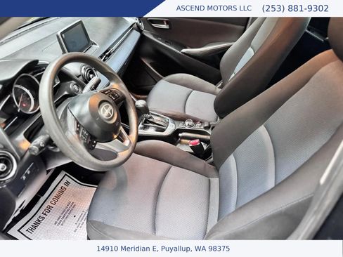 Used 2016 Scion iA image 9