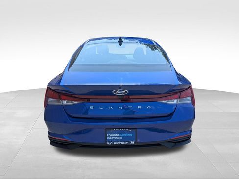 Certified 2023 Hyundai Elantra SEL w/ Convenience Package FWD image 13
