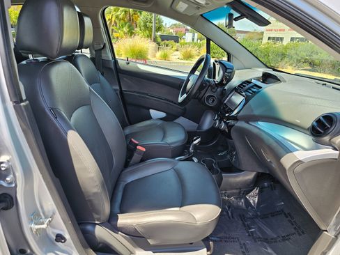 Used 2016 Chevrolet Spark LT FWD image 29