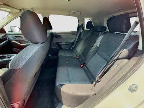 Used 2021 Nissan Rogue S AWD/4WD image 26