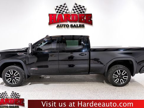 Used 2021 GMC Sierra 1500 AT4 w/ Technology Package AWD/4WD image 1