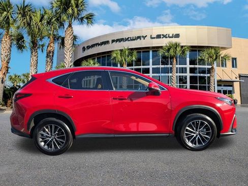 Used 2025 Lexus NX 250 FWD w/ Towing Package (2000 Lbs) image 3