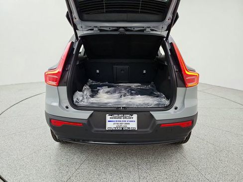 New 2026 Volvo XC40 B5 Plus w/ Climate Package AWD/4WD image 19