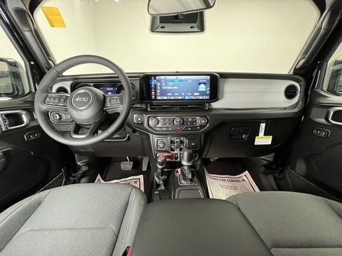 New 2026 Jeep Gladiator Willys image 10