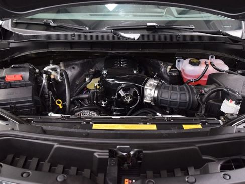 New 2026 Chevrolet Suburban Premier AWD/4WD image 31