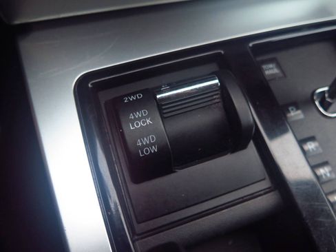 Used 2012 Jeep Liberty Arctic AWD/4WD image 38