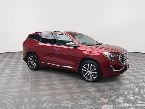 Used 2019 GMC Terrain Denali w/ Advanced Safety Package AWD/4WD image 44