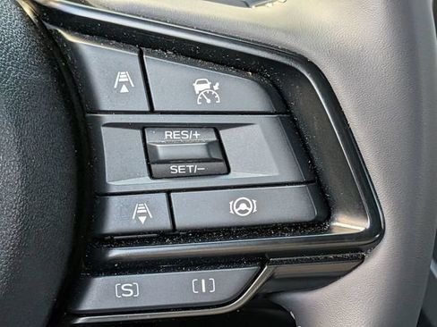 Used 2025 Subaru Forester Premium AWD/4WD image 20