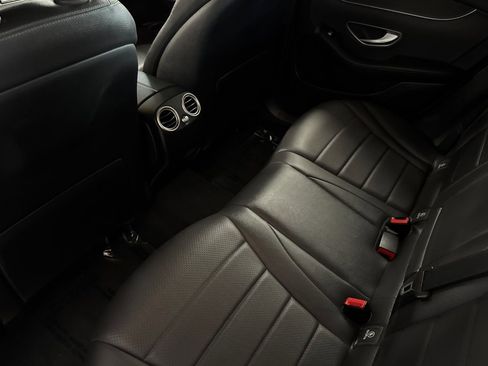 Used 2022 Mercedes-Benz GLC 300 image 12