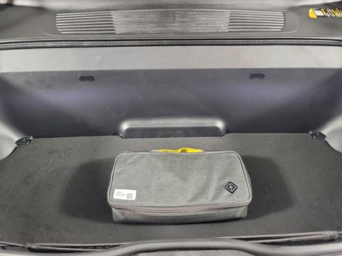 Used 2023 Rivian R1T Adventure image 14