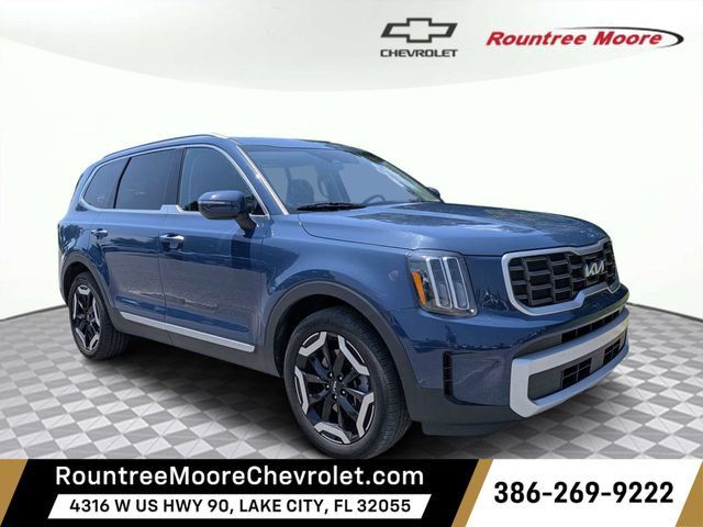 Used 2025 Kia Telluride S FWD image 1