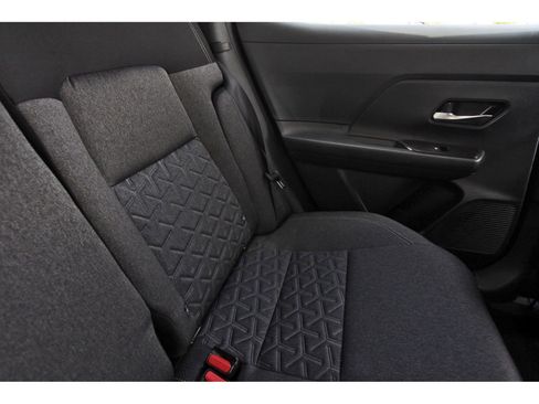 Certified 2025 Nissan Kicks SV image 15