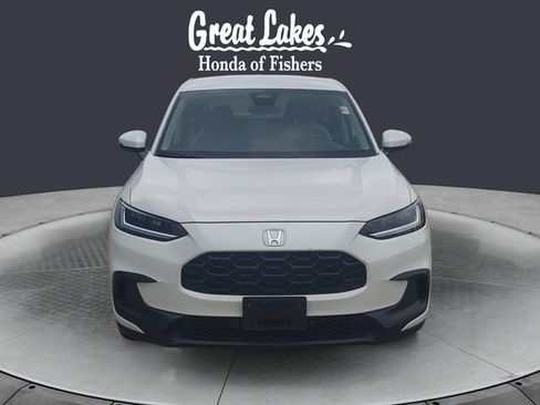 Used 2025 Honda HR-V LX image 8