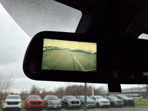 Used 2020 GMC Savana 2500 w/ Enhanced Convenience Package image 11