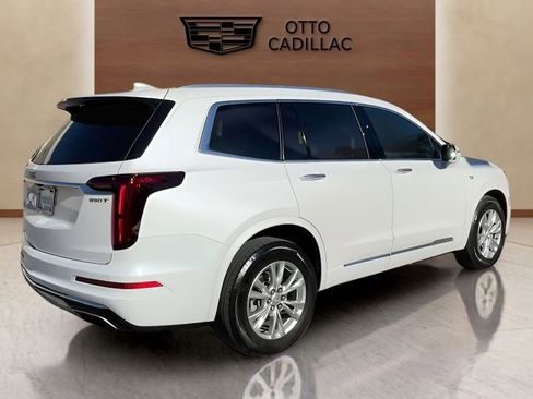 Certified 2024 Cadillac XT6 Luxury AWD/4WD image 10