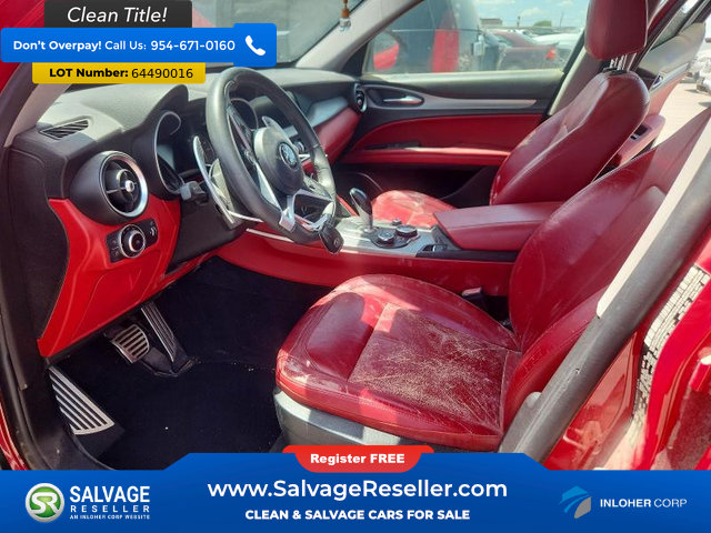 Used 2018 Alfa Romeo Stelvio Sport w/ Quick Order Package 22J Sport AWD/4WD image 9