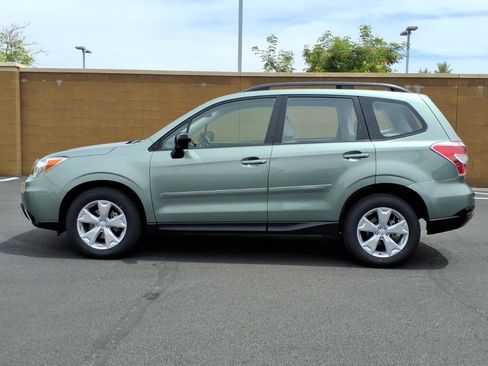 Used 2015 Subaru Forester 2.5i w/ Alloy Wheel Package image 4