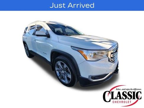 Used 2018 GMC Acadia SLT image 1