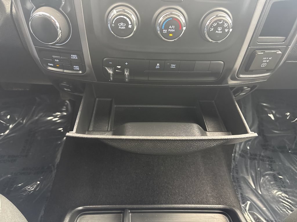 Used 2023 RAM 1500 Classic SLT AWD/4WD image 23