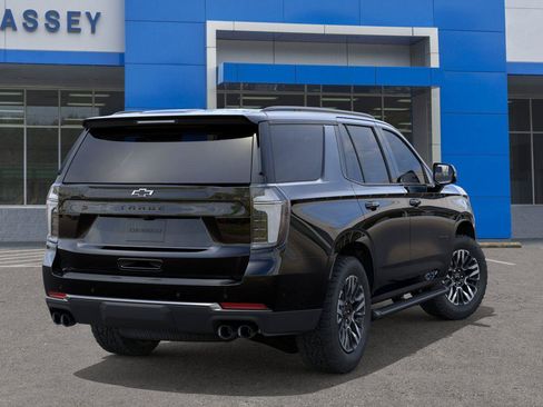 New 2026 Chevrolet Tahoe Z71 w/ Comfort Package AWD/4WD image 4