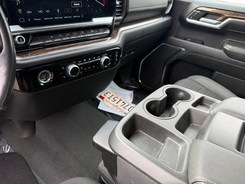 Used 2022 GMC Sierra 1500 Elevation w/ LPO, Elevation Black Package image 13