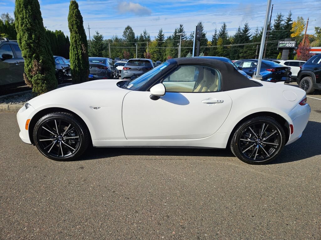 New 2026 MAZDA MX-5 Miata Grand Touring w/ Weather Package RWD image 2