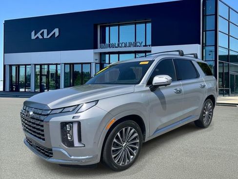 Used 2024 Hyundai Palisade Calligraphy AWD/4WD image 3