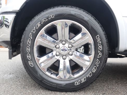 Used 2018 Ford F150 Lariat AWD/4WD image 12