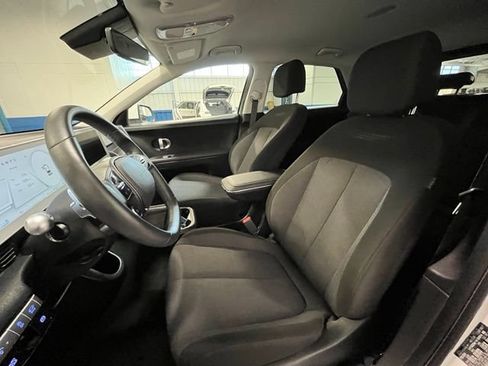 Used 2024 Hyundai Ioniq 5 SEL RWD image 21