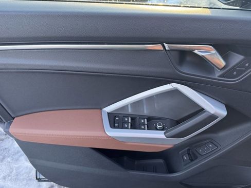 Used 2025 Audi Q3 2.0T Premium w/ Convenience Package image 26